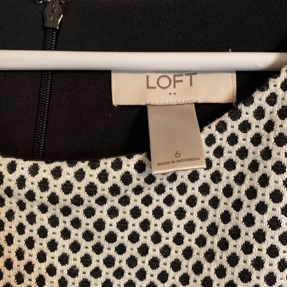 Adorable Loft Dress (G) - Picture 2 of 3